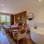 Lejlighed L'ostalet Luxe Jacuzzi *