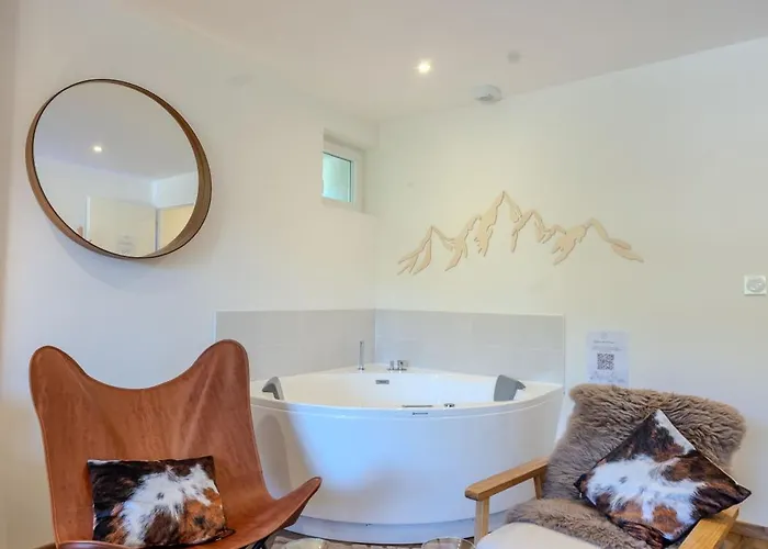 L'ostalet Luxe Jacuzzi