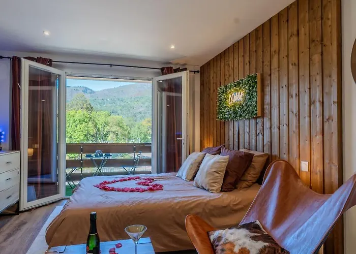 公寓 L'ostalet Luxe Jacuzzi 阿克斯莱泰尔姆